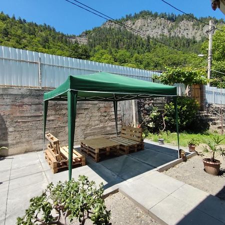 Ati Mta - Eco Hostel Bordzjomi Buitenkant foto
