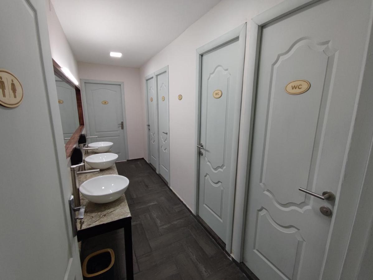Ati Mta - Eco Hostel Bordzjomi Buitenkant foto