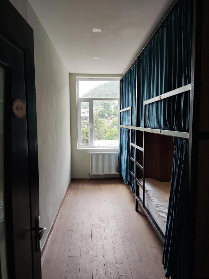 Ati Mta - Eco Hostel Bordzjomi Buitenkant foto