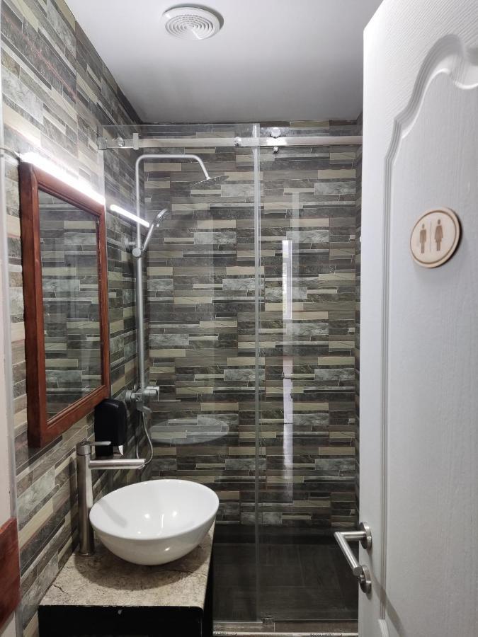 Ati Mta - Eco Hostel Bordzjomi Buitenkant foto